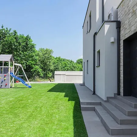 Holiday home Anni *